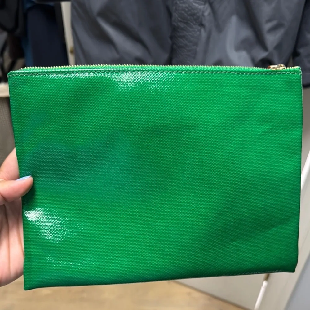 Kate Spade Emerald Green Pouch with Gold Accents - Picture 2 of 3